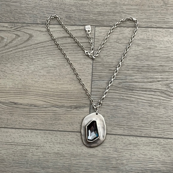 Uno De 50 RETIRED Silver Crystal Elements INSOMNIA - Picture 1 of 14